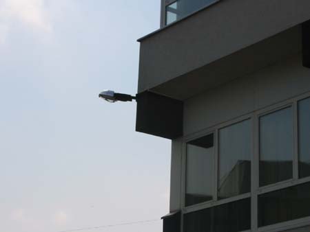 cnt_holding_5_20120505_1590415462